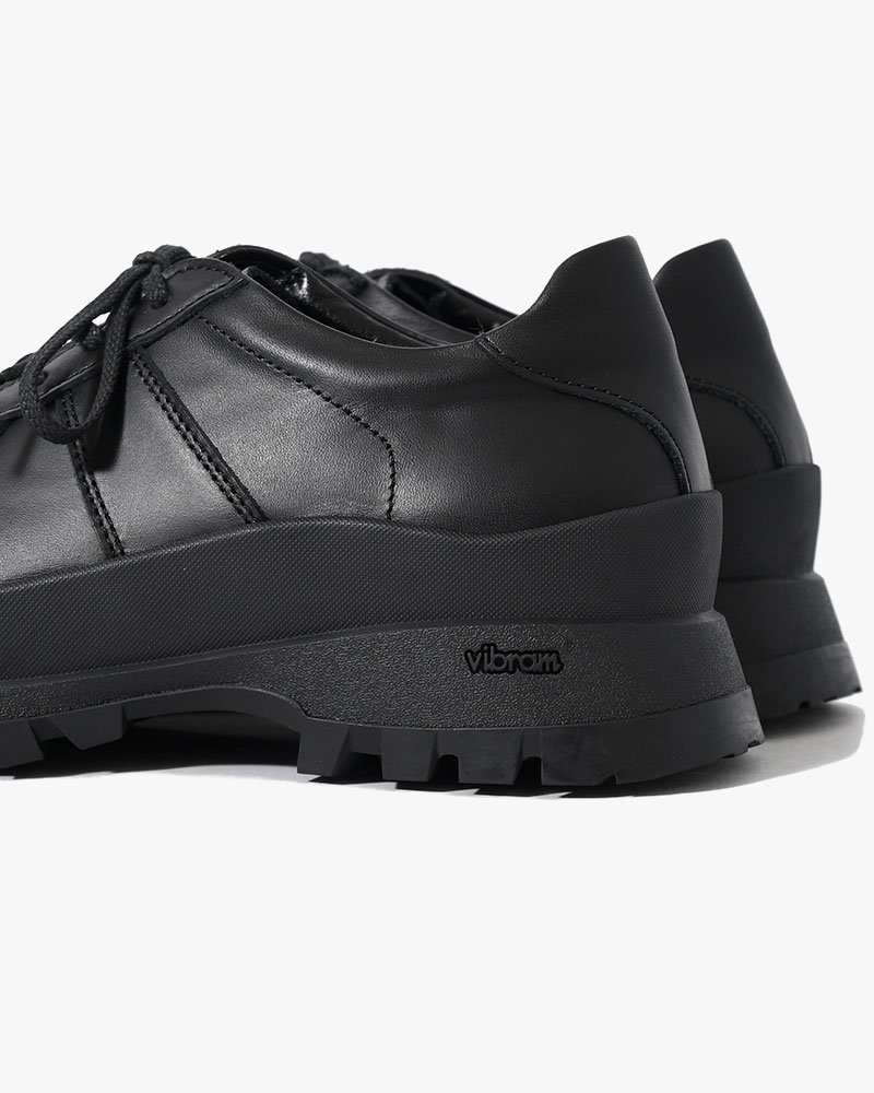 GERMAN TRAINER with 884C Vibram -BLACK-