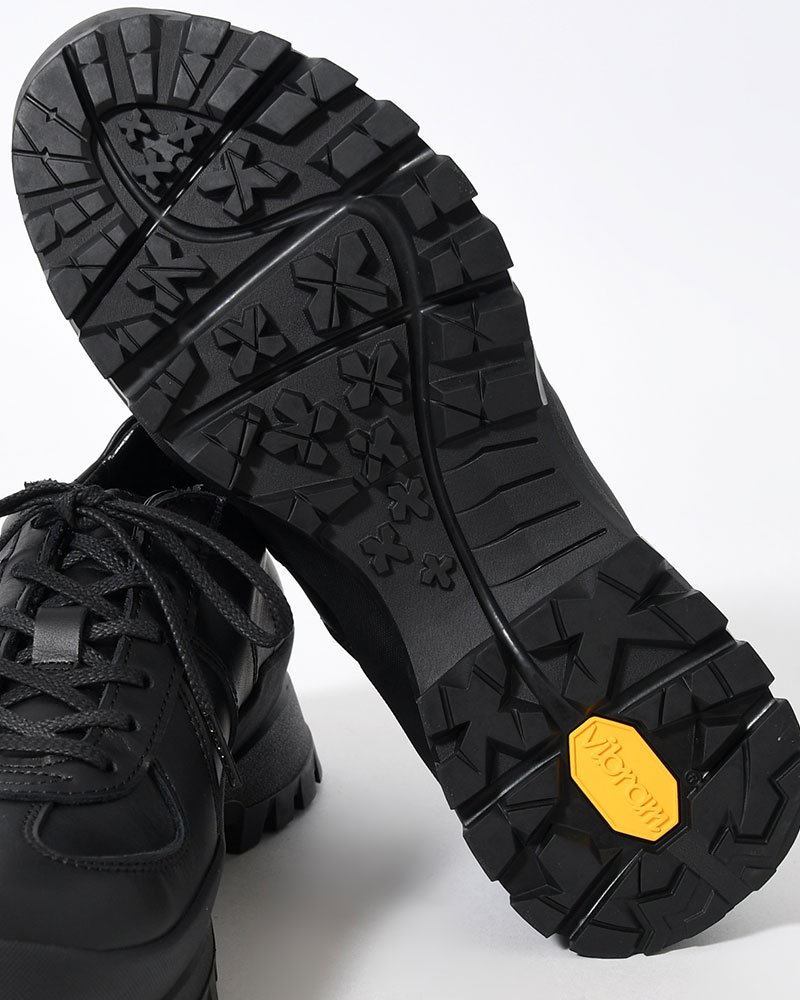 GERMAN TRAINER with 884C Vibram -BLACK-