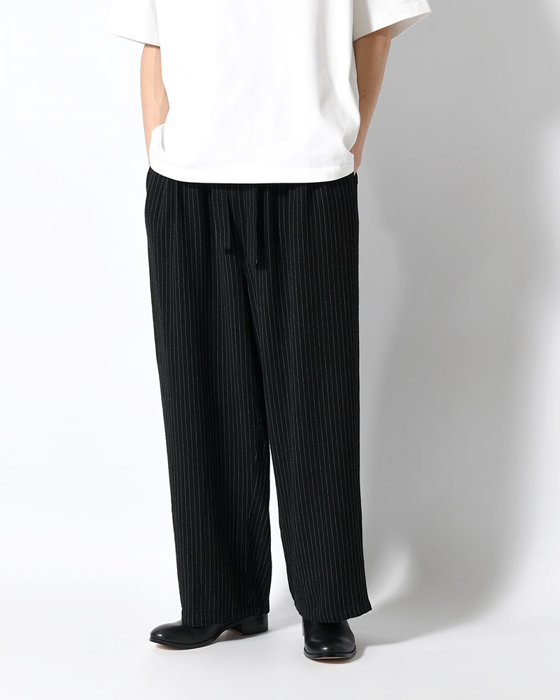 LINEN TUCK PT -BLACK-