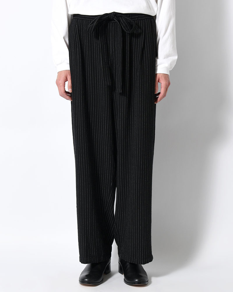 LINEN TUCK PT -BLACK-