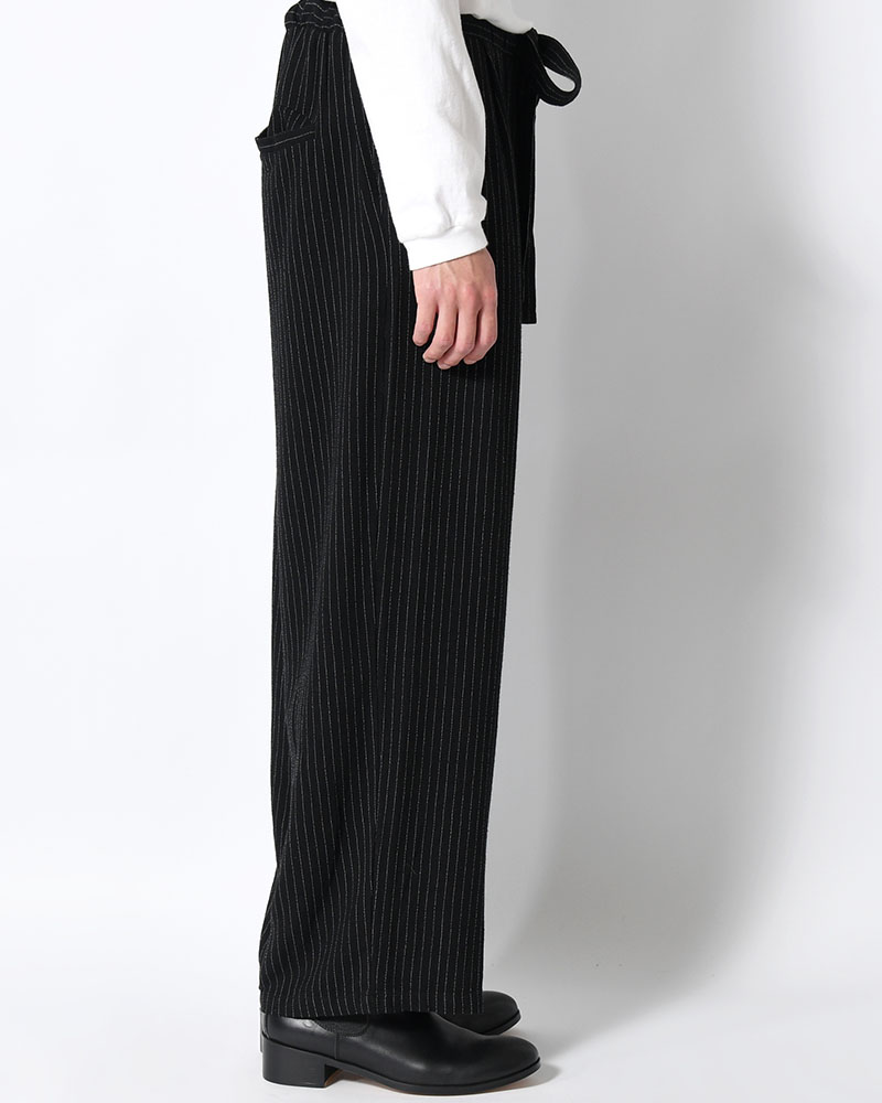 LINEN TUCK PT -BLACK-