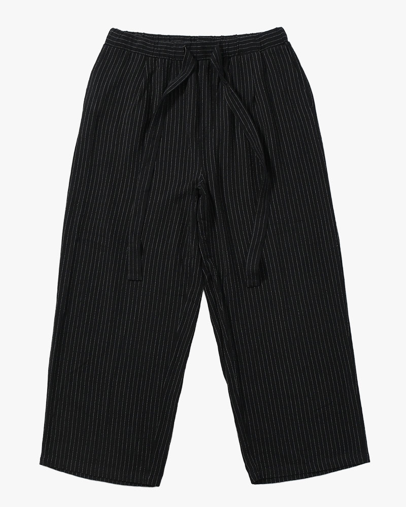LINEN TUCK PT -BLACK-