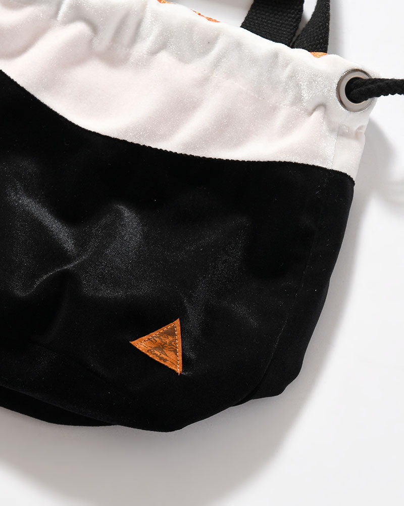 SOUVENIR KINCHAKU -BLACK/WHITE-