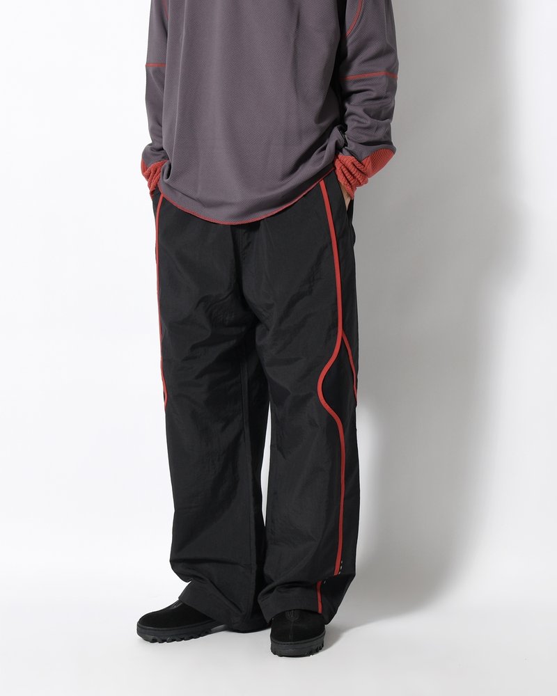 BOUND-SEAM JOGGER PANTS -BLACK-