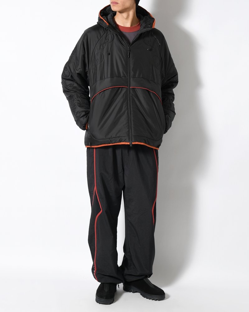 QUILTED DETAIL PUFFER JACKET -BLACK-