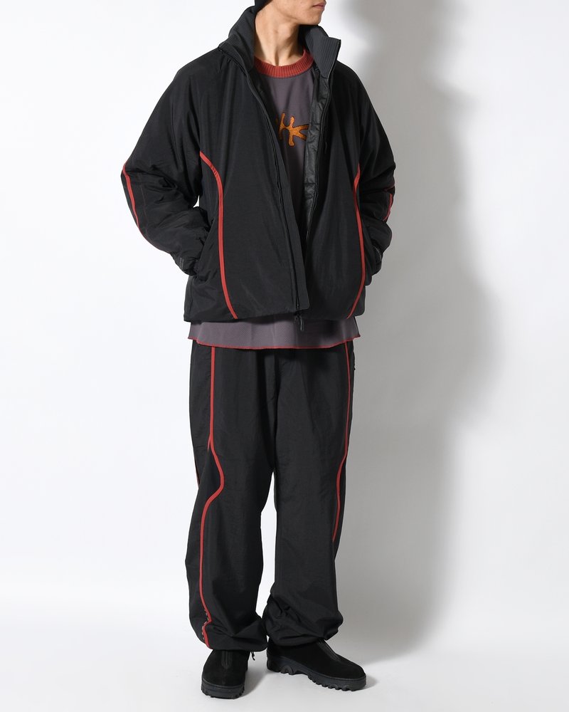 BOUND-SEAM PUFFER JACKET -BLACK-