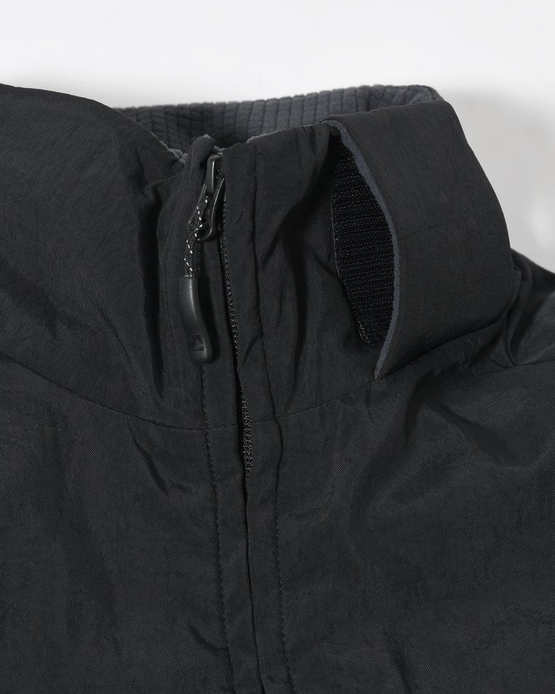 BOUND-SEAM PUFFER JACKET -BLACK-