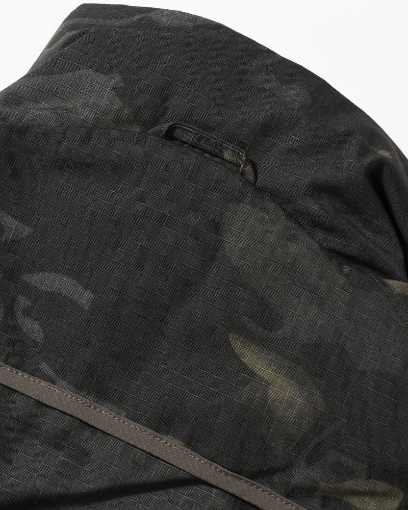 BOUND-SEAM PUFFER JACKET -MULTI-