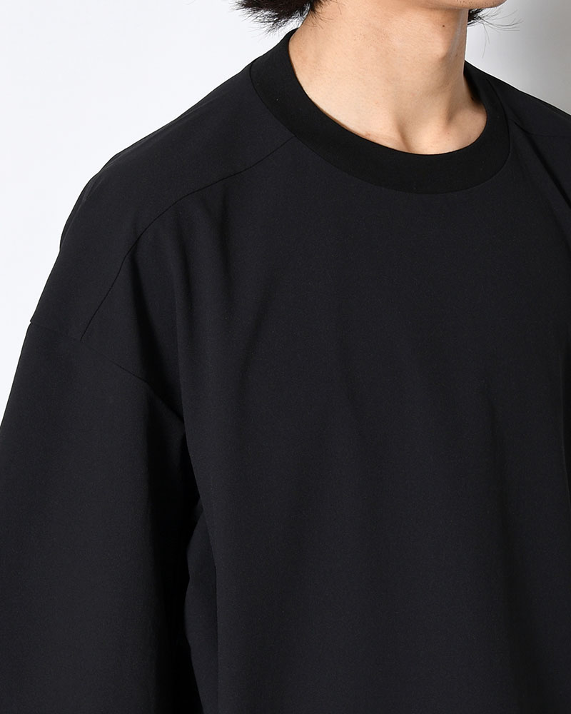 PANELED T-SHIRT -BLACK-
