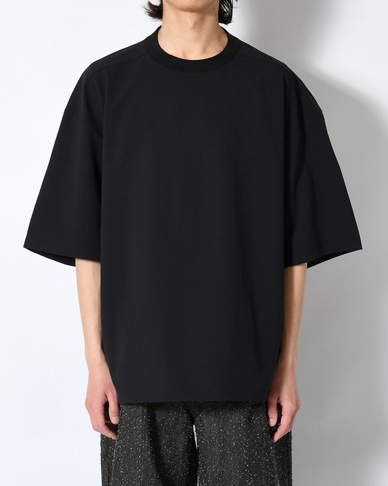 PANELED T-SHIRT -BLACK-