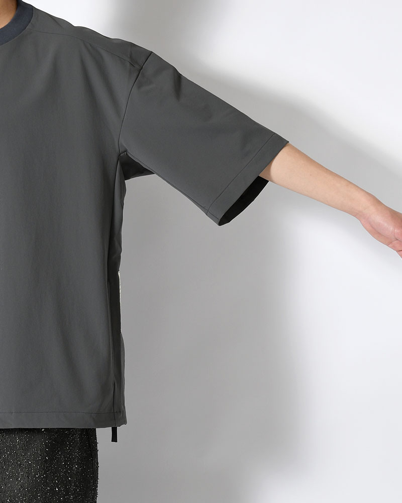 PANELED T-SHIRT -CHARCOAL-