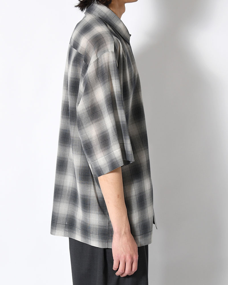 HALF SLEEVE SHIRT -BLACK CHECK-