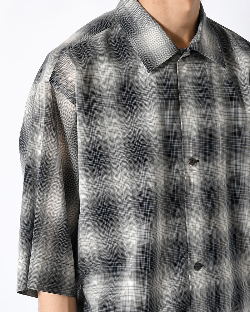HALF SLEEVE SHIRT -BLACK CHECK-