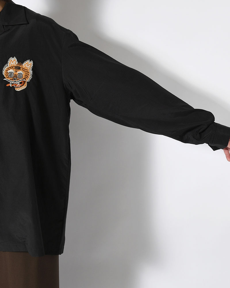 NUE SOUVENIR OC SHIRT -BLACK-