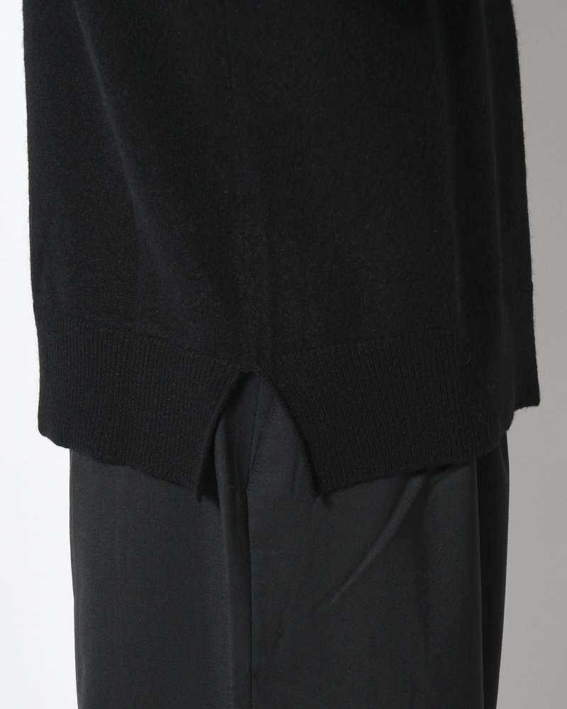 CASHMERE CREW NECK SWEATER -BLACK-