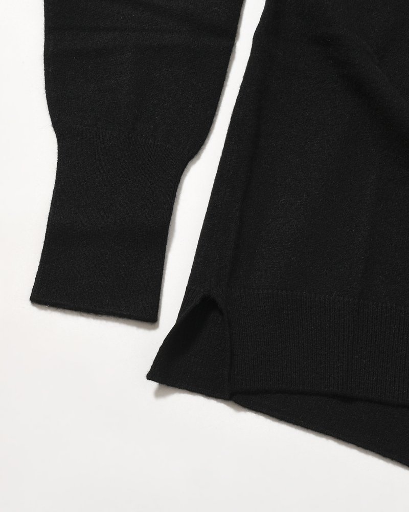 CASHMERE CREW NECK SWEATER -BLACK-