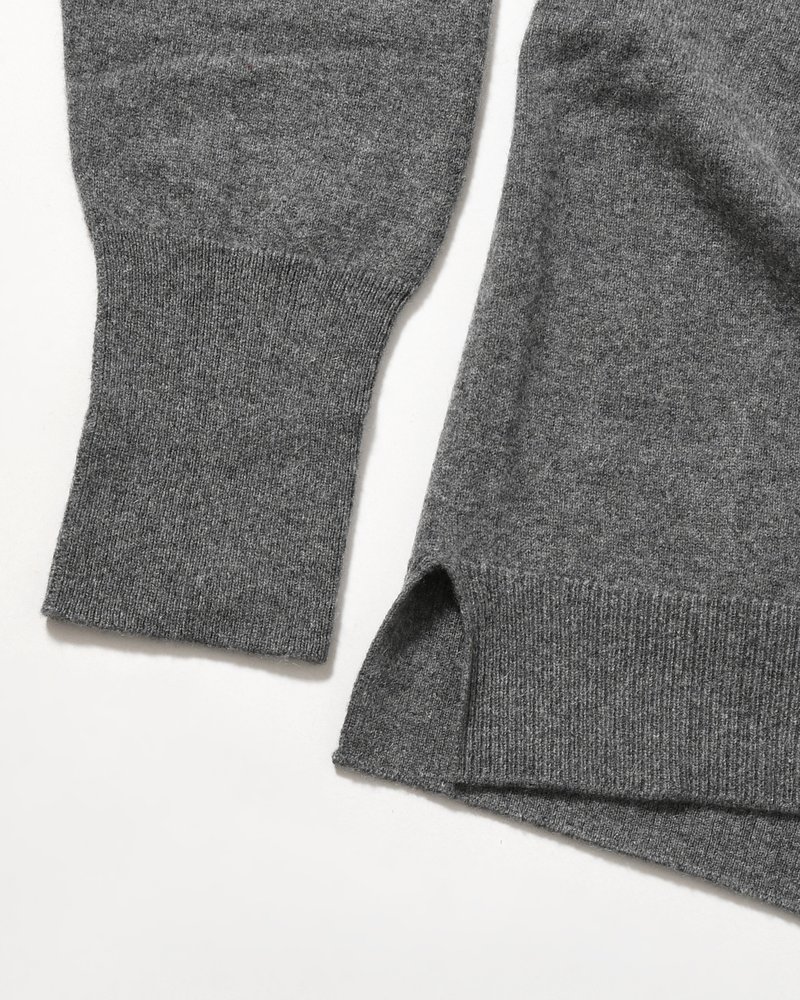 CASHMERE CREW NECK SWEATER -GRAY-