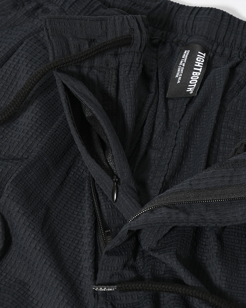 SEERSUCKER BIG SHORTS -BLACK-