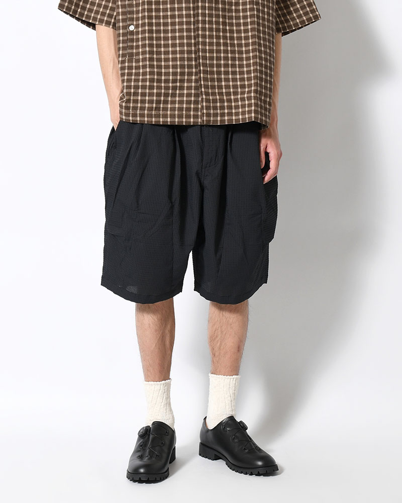SEERSUCKER BIG SHORTS -BLACK-