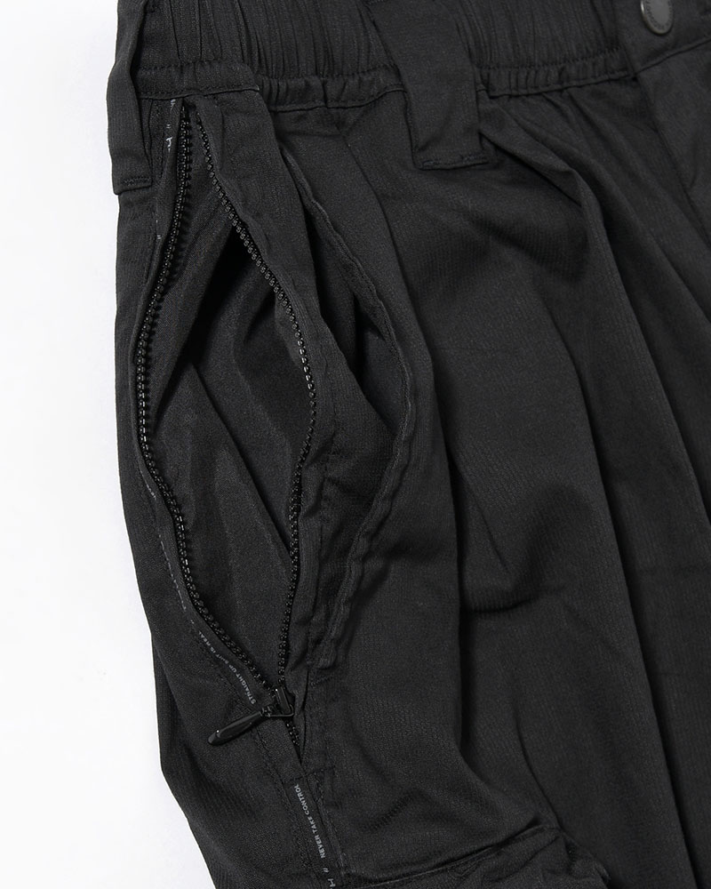 STRIPE BAGGY CARGO PANTS -BLACK-