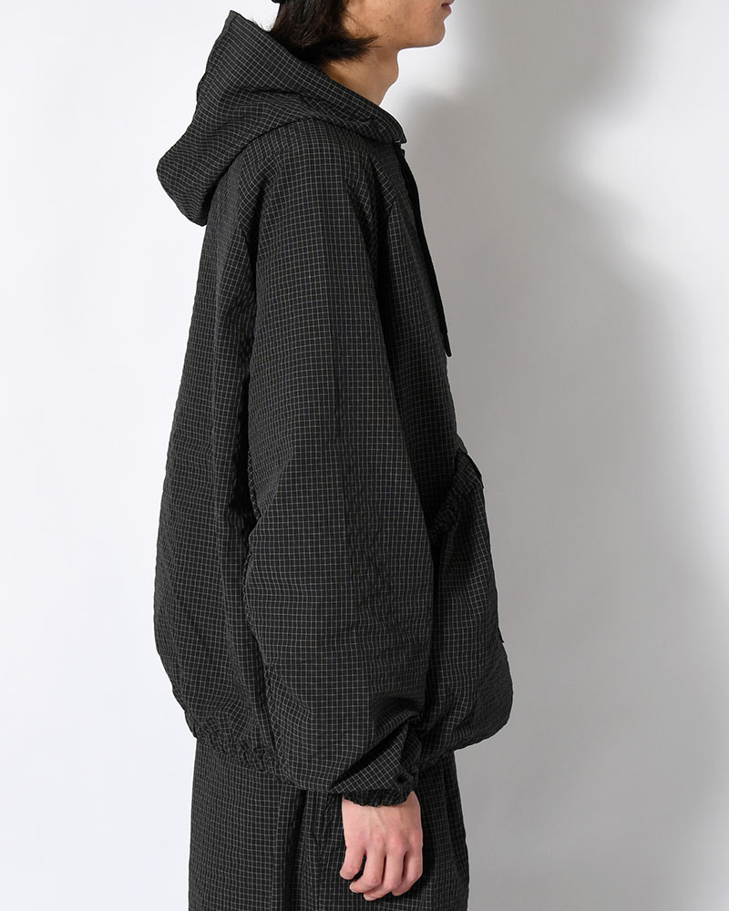 RIPPLE PLAID ANORAK -BLACK-