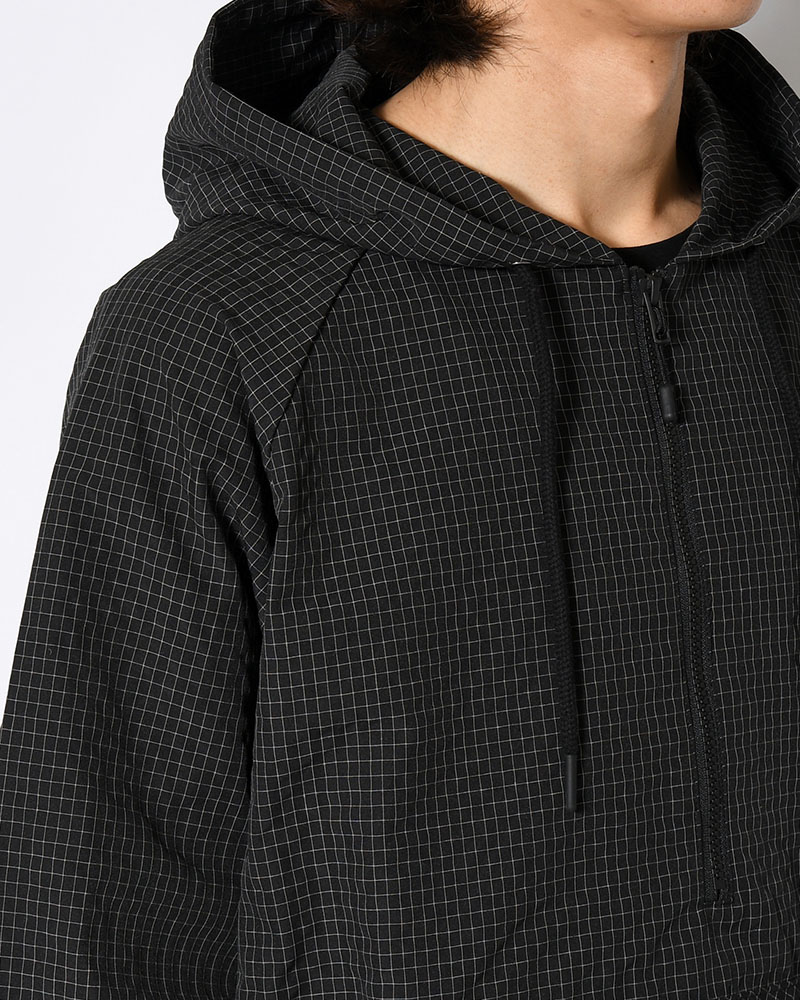 RIPPLE PLAID ANORAK -BLACK-