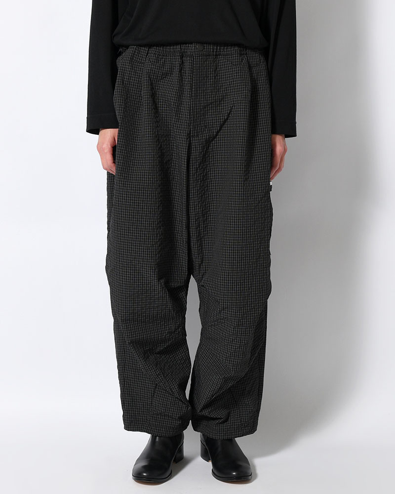 RIPPLE PLAID BALLOON PANTS -BLACK-