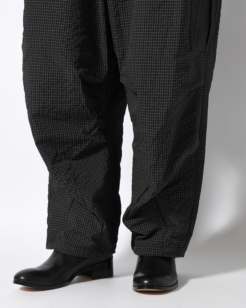 RIPPLE PLAID BALLOON PANTS -BLACK-