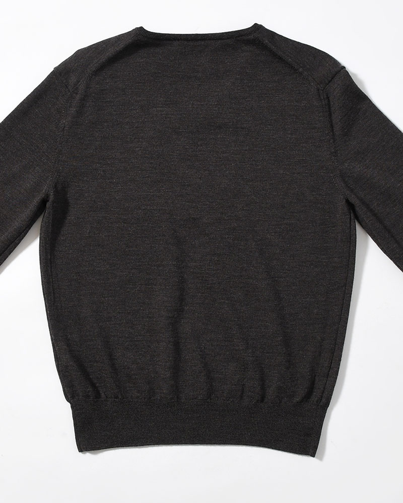 WOOL V-NECK KNIT (Women) -CHARCOAL-