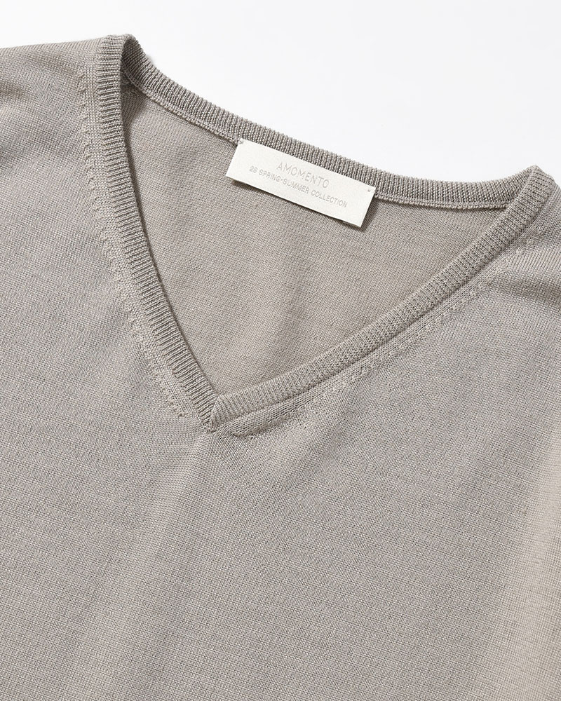WOOL V-NECK KNIT (Women) -LIGHT KHAKI-
