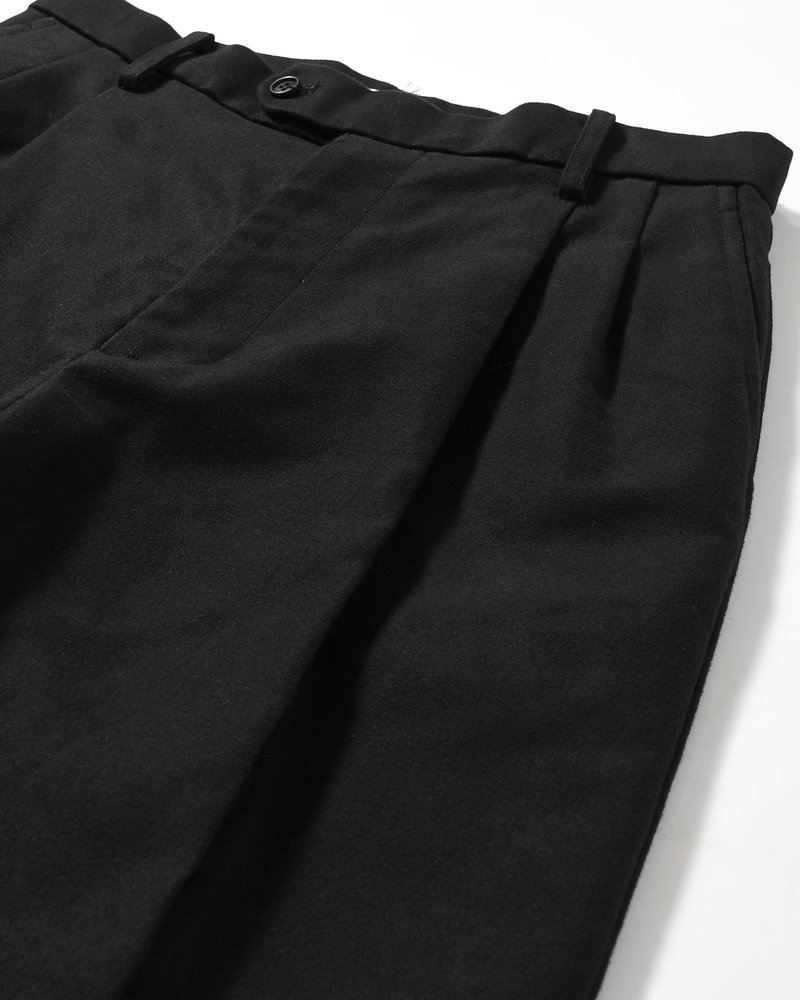 MOLE SKIN TROUSERS -BLACK-