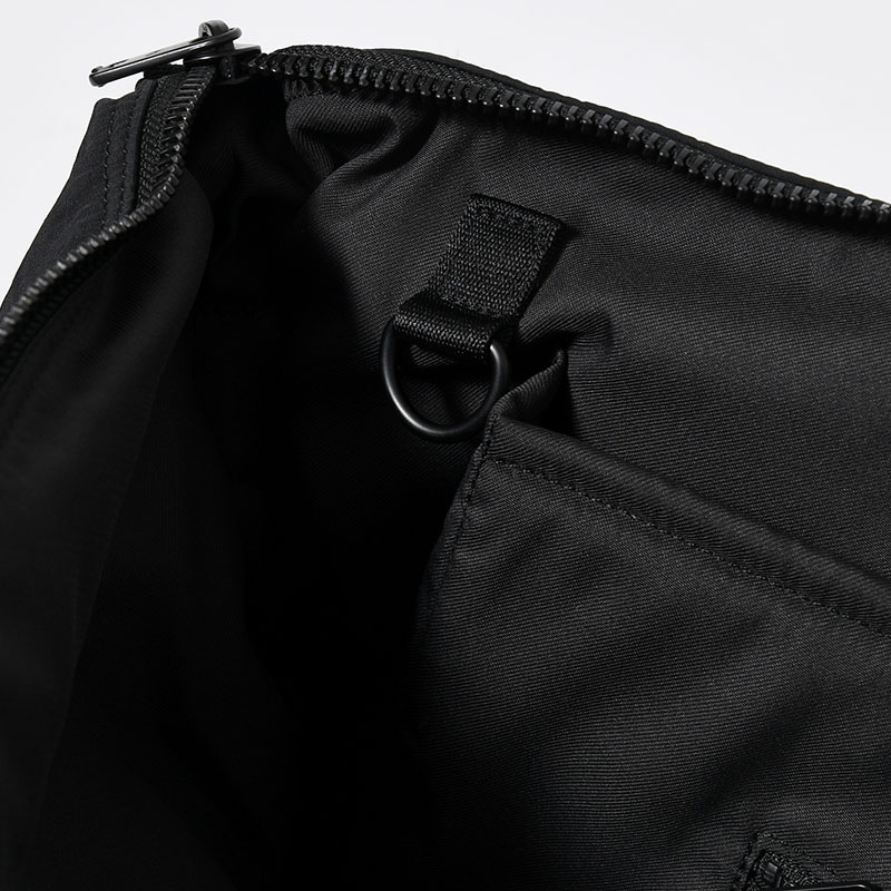 UTILITY MESSENGER BAG -BLACK-