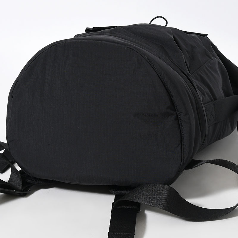UTILITY BACKPACK -BLACK-