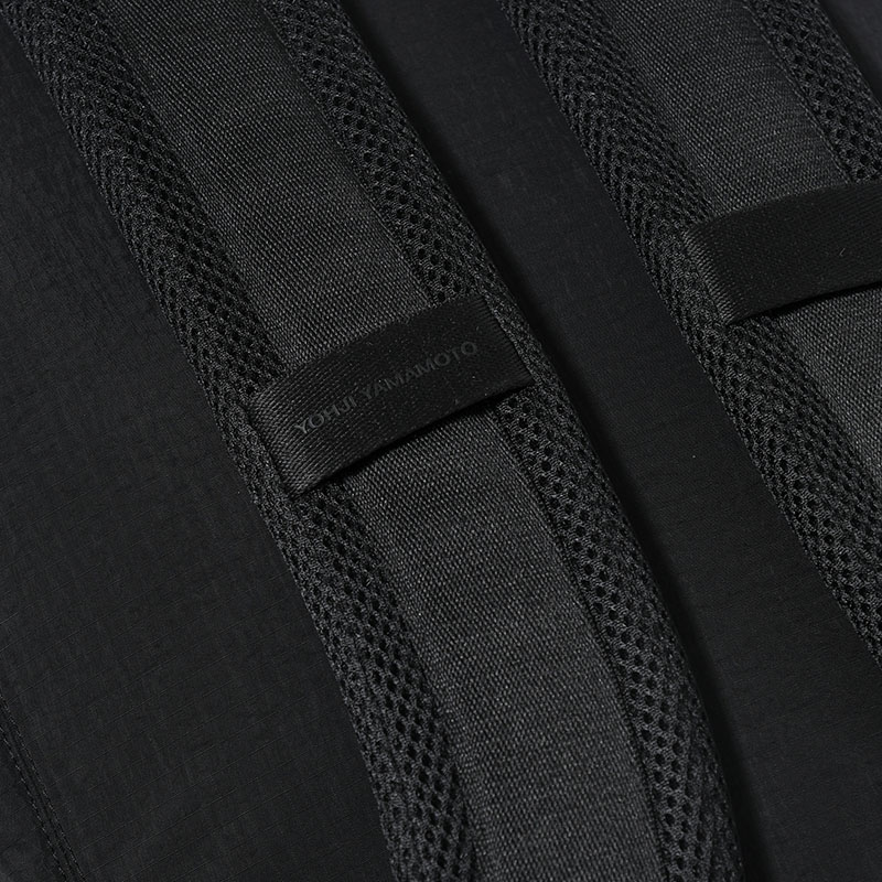 UTILITY BACKPACK -BLACK-