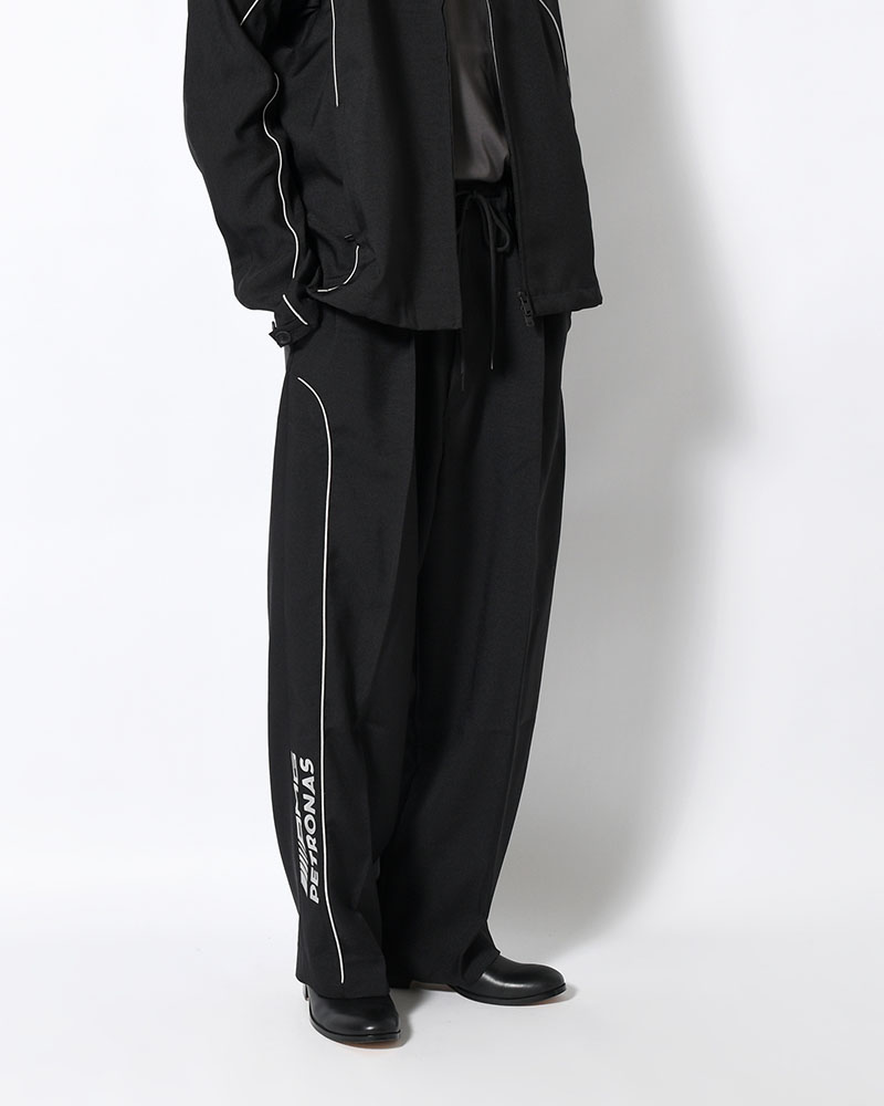 FORMULA 1 TEAM TRACK PANTS -BLACK-