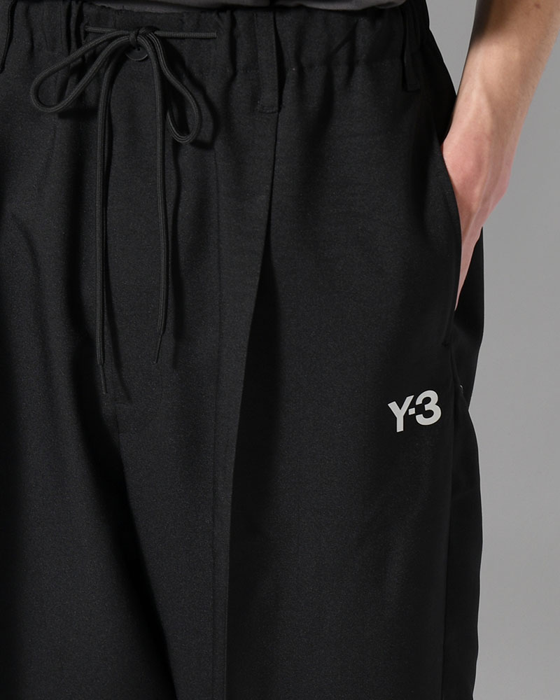 FORMULA 1 TEAM TRACK PANTS -BLACK-