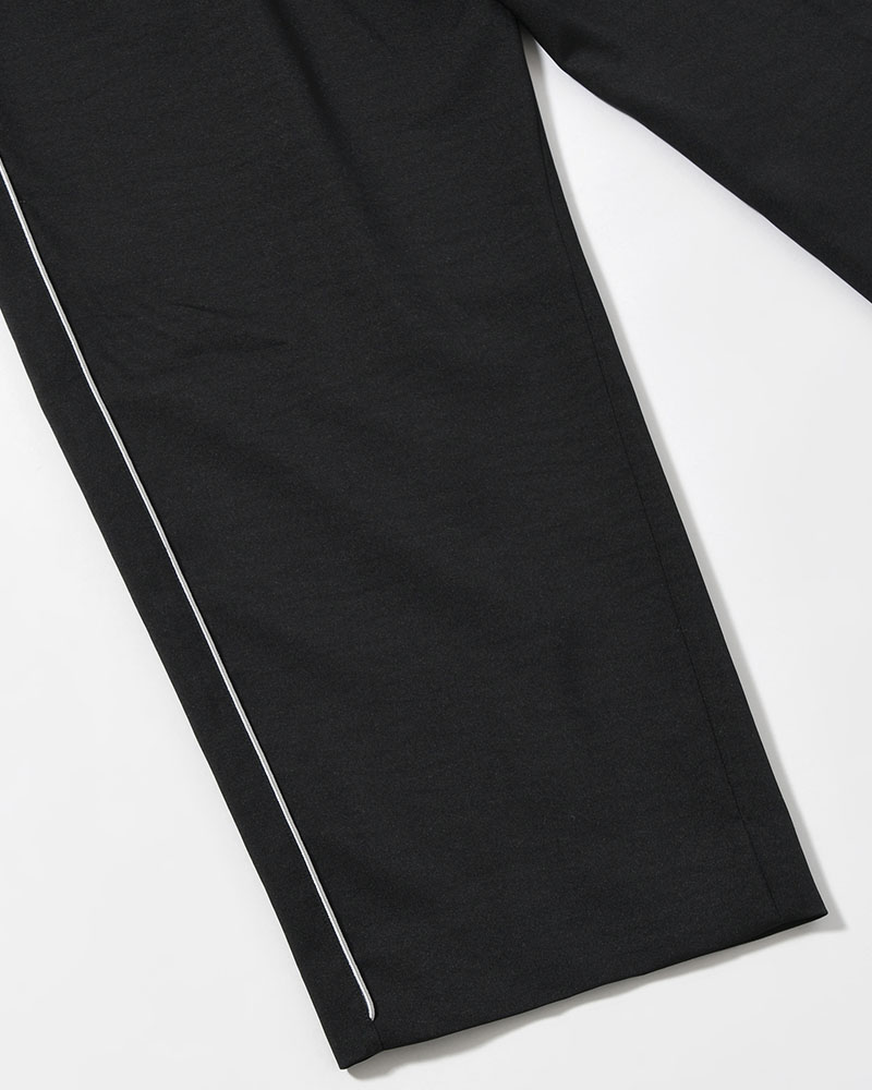 FORMULA 1 TEAM TRACK PANTS -BLACK-