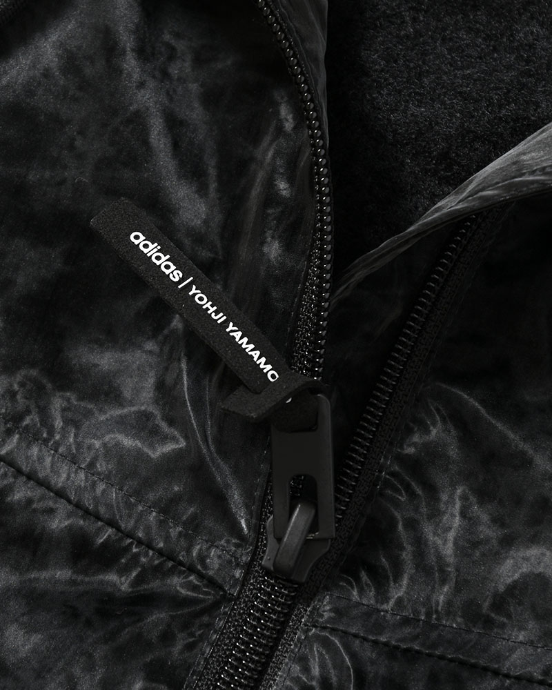 MARBLE NYLON WINDBREAKER -BLACK-