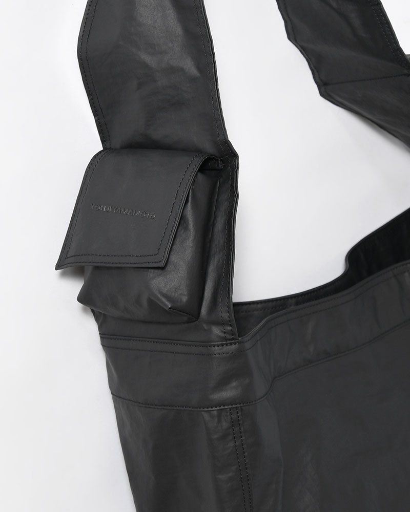 Y-3 NEWSPAPER BAG L -BLACK-