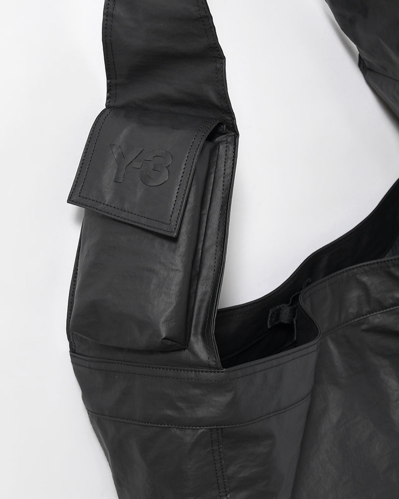 Y-3 NEWSPAPER BAG L -BLACK-