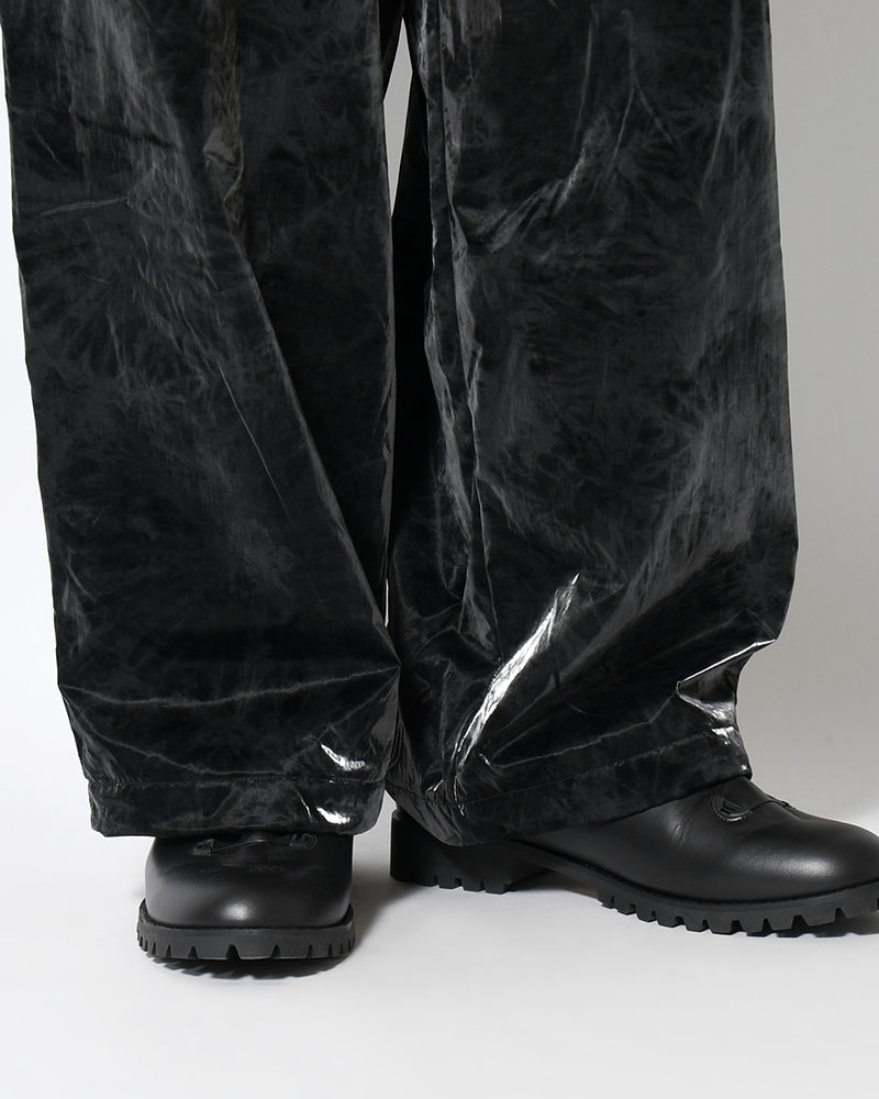 MARBLE NYLON TAPERED PANTS -BLACK-