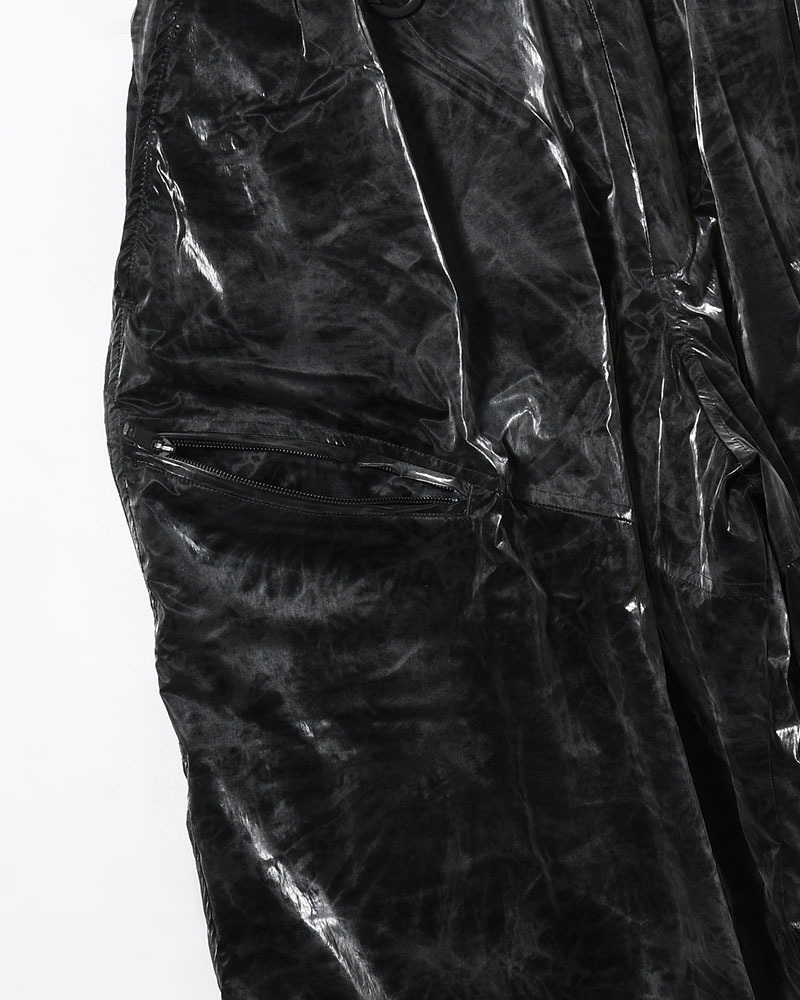 MARBLE NYLON TAPERED PANTS -BLACK-