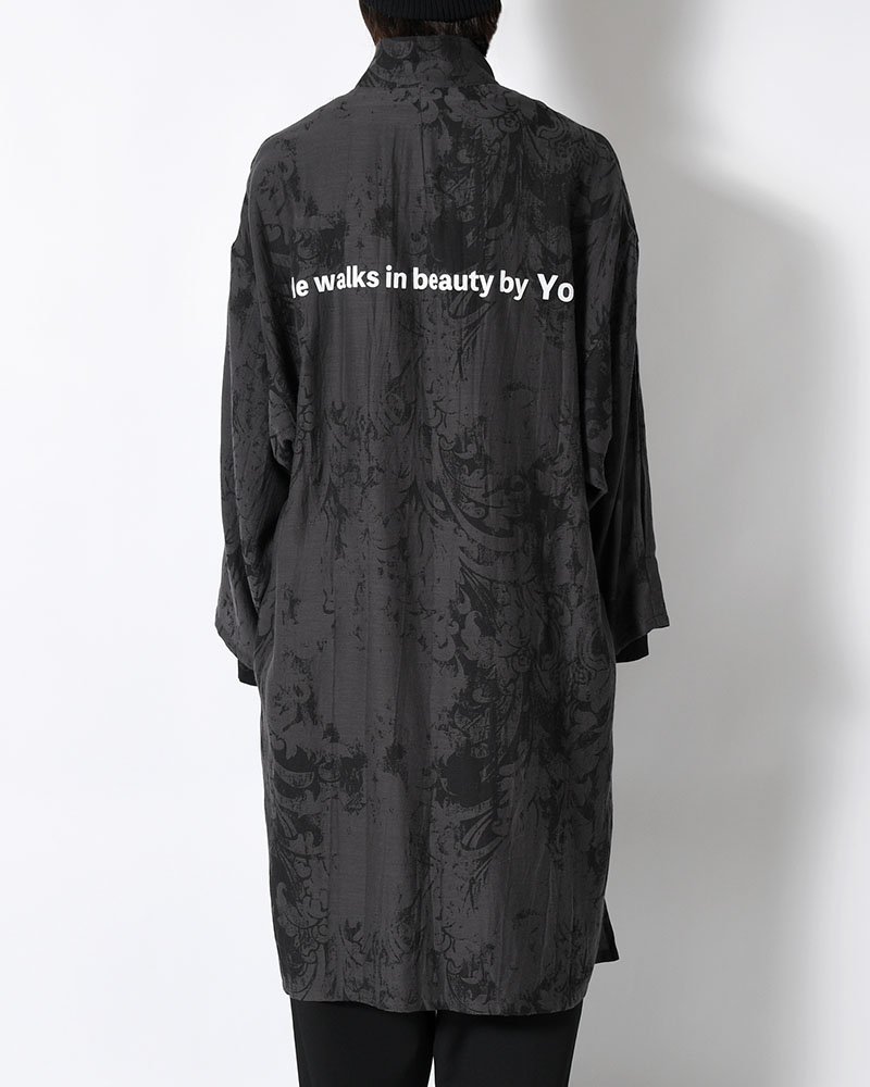 JACQUARD PATTERN MESSAGE PRINTED STAND JACKET -BLACK-