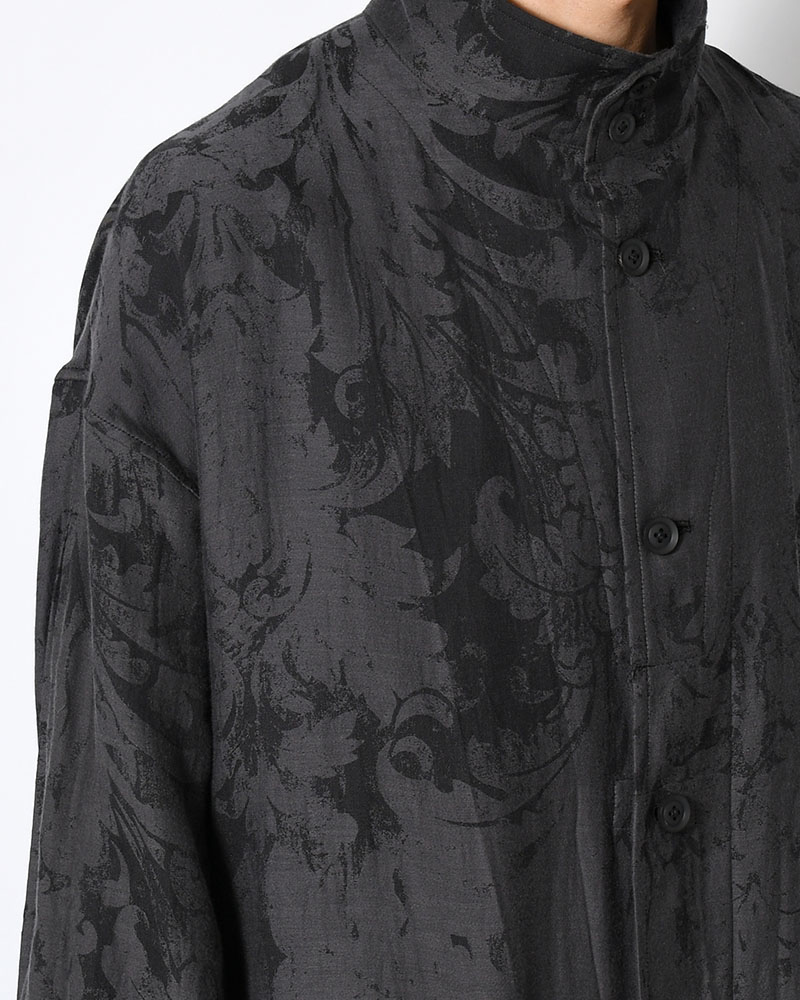 JACQUARD PATTERN MESSAGE PRINTED STAND JACKET -BLACK-
