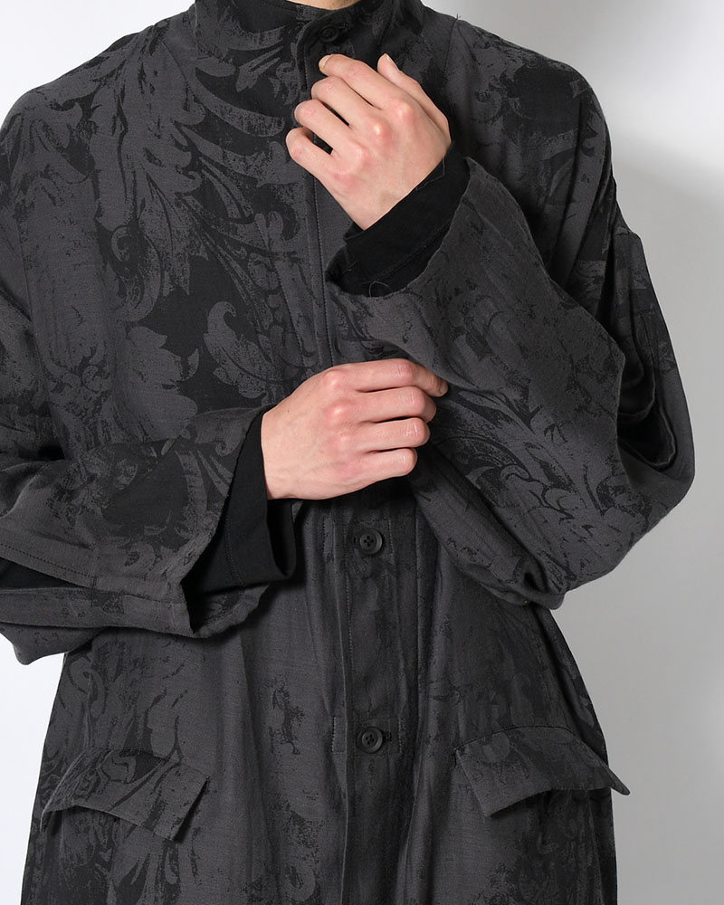 JACQUARD PATTERN MESSAGE PRINTED STAND JACKET -BLACK-