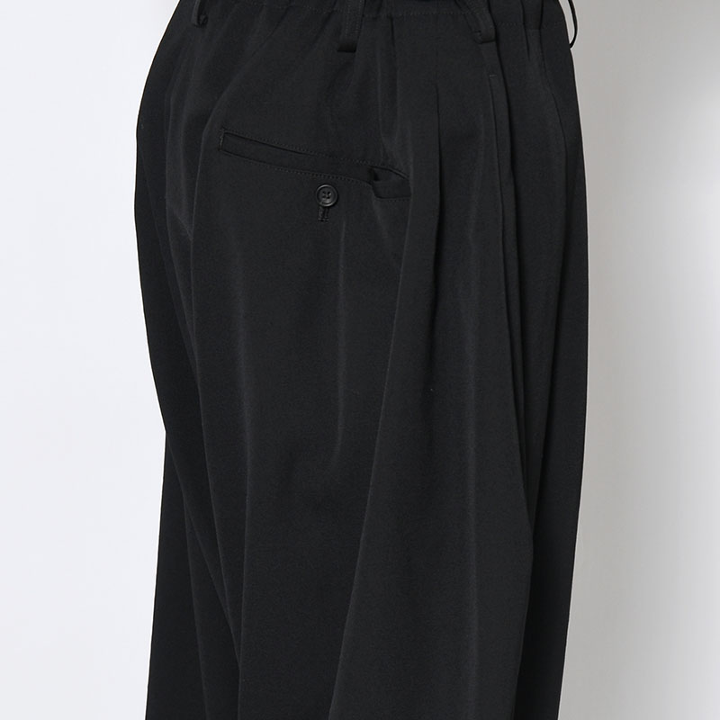 WOOL GABARDINE OUTER DRAPE PANTS -BLACK-