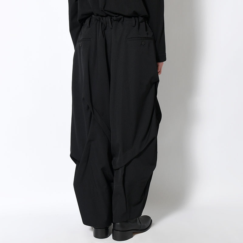 WOOL GABARDINE THICK TUCKS PANTS -BLACK-