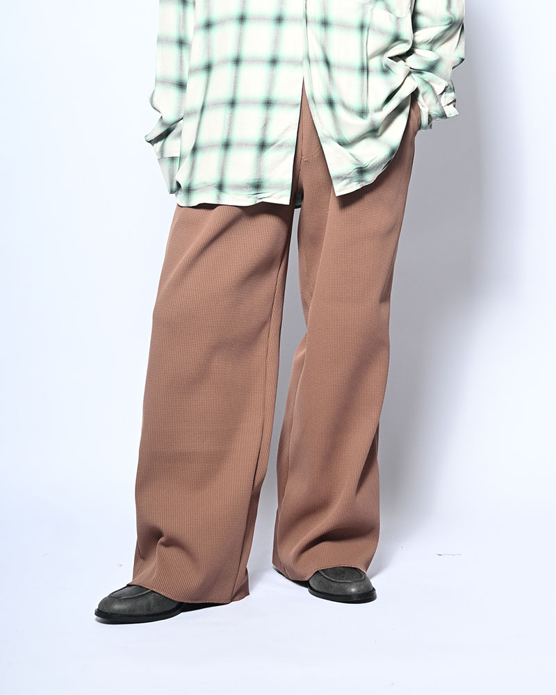 WFFLE TUCK PANTS -MOCHA-