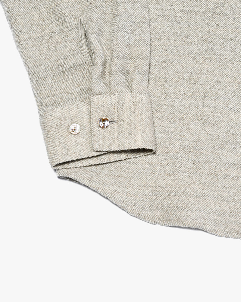 ONE BUTTON SHIRT -OFF WHITE-