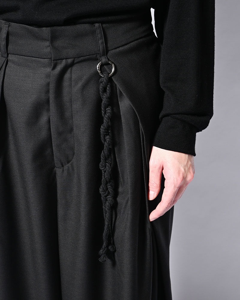 5 TUCK PANTS -BLACK-